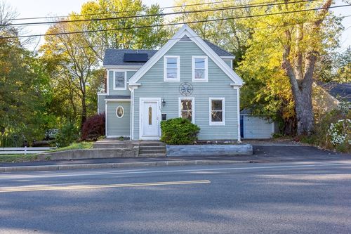 303 Middle St, Weymouth, MA, 02189-1201 | Card Image