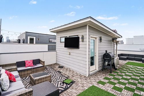 4211 Munger Ave, Dallas, TX, 75204-4417 | Card Image