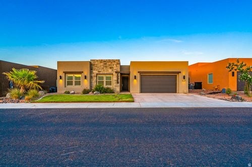 3227 S Hideaway Pl, Hurricane, UT, 84737-1431 | Card Image