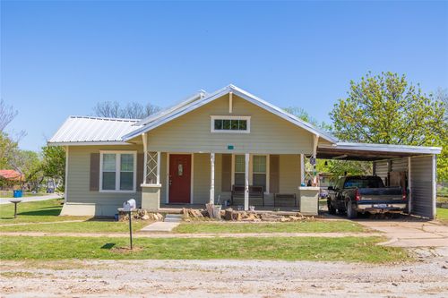 601 E Ross Ave, De Leon, TX, 76444-2245 | Card Image