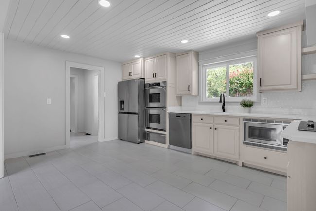1147 Holders Cove Rd, House other with 4 bedrooms, 3 bathrooms and null parking in Winchester TN | Image 15