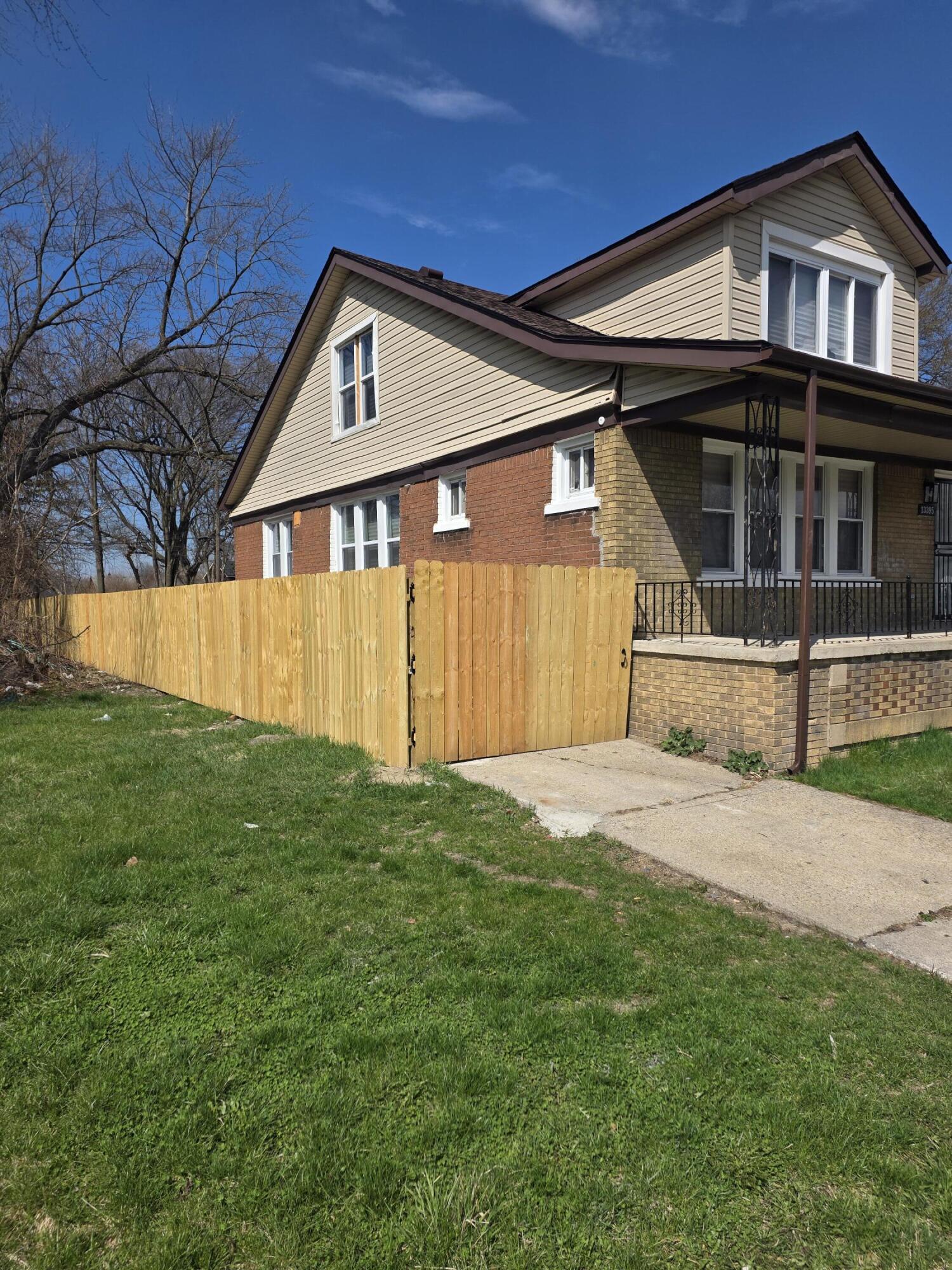 Residential in Detroit 2