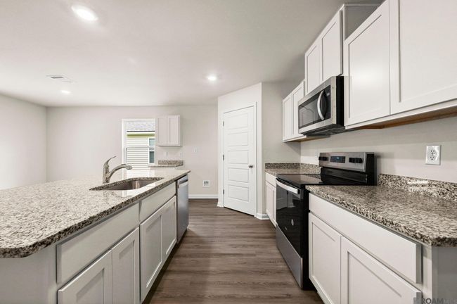 12883 Bayleaf Dr, House other with 4 bedrooms, 2 bathrooms and 2 parking in Denham Springs LA | Image 10