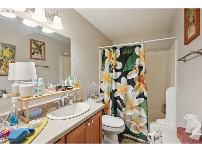 Bathroom | Image 37
