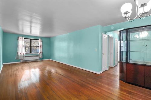 apt-2f-237 N Broadway, Yonkers, NY, 10701-2653 | Card Image