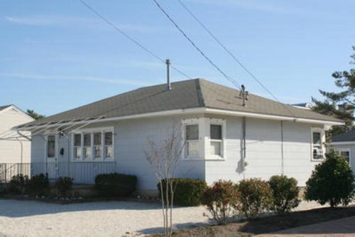 135 110th St, Stone Harbor, NJ, 08247-2103 | Card Image