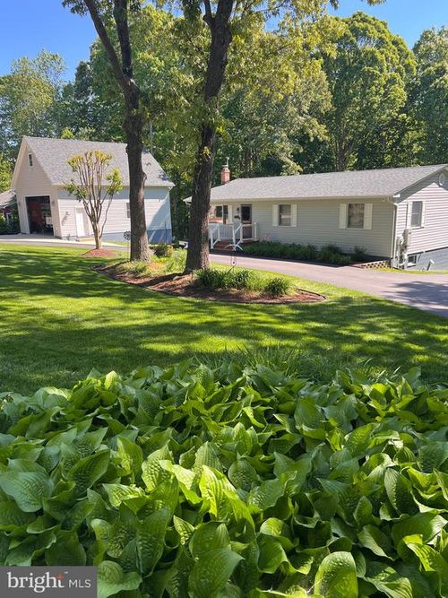 23008 Hopton Ln, LEONARDTOWN, MD, 20650-3732 | Card Image