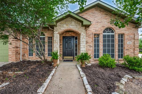 100 Bullava Ct, Crowley, TX, 76036-3647 | Card Image