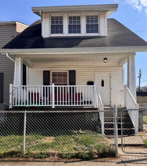1814 Eastern Ave, Covington, KY, 41014-1427 | Card Image