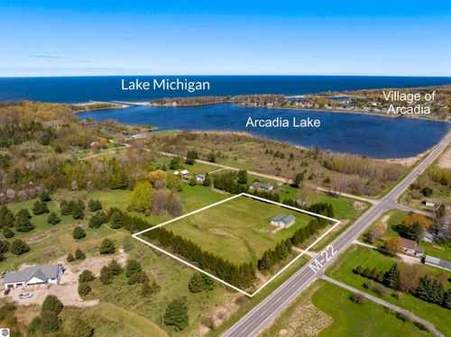 000 Northwood Hwy, Arcadia, MI, 49613 | Card Image