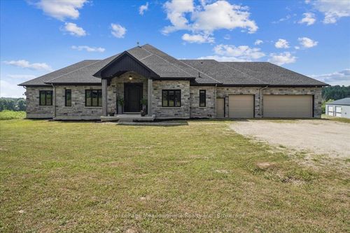 8837 Wellington Road 124, Guelph, ON, N1H6H7 | Card Image