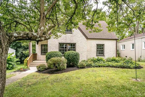916 Chestnut Dr, HARRISONBURG, VA, 22801 | Card Image