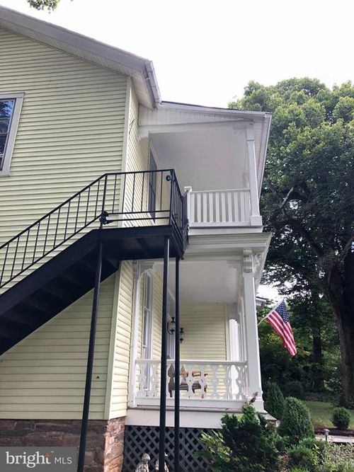 185 Main St, WARRENTON, VA, 20186-3425 | Card Image