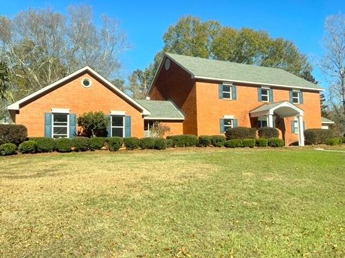 451 Oak St Nw, Magee, MS, 39111-3455 | Card Image