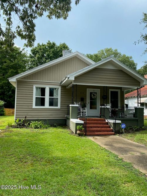 414 E Baker St, Tarboro, NC, 27886-3808 | Card Image