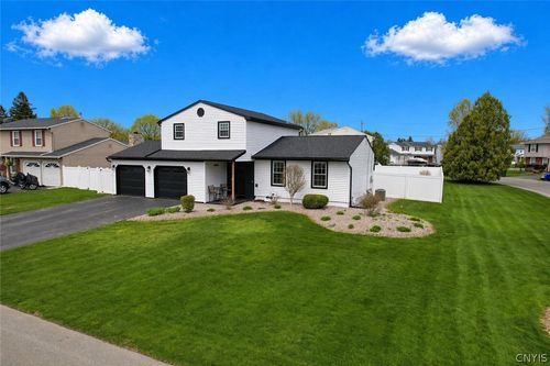 5343 Amalfi Dr, Clay, NY, 13041-9143 | Card Image