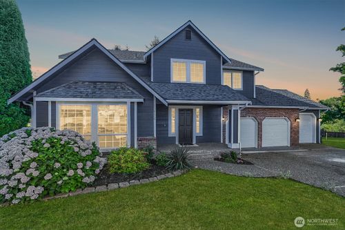 18608 117th Ave Se, Snohomish, WA, 98296-5031 | Card Image