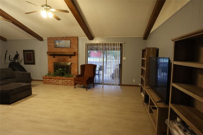 907 Cherry St, House other with 4 bedrooms, 3 bathrooms and null parking in Ranger TX | Image 13