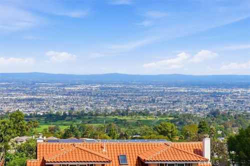 27025 Silver Moon Ln, Rancho Palos Verdes, CA, 90275-3734 | Card Image