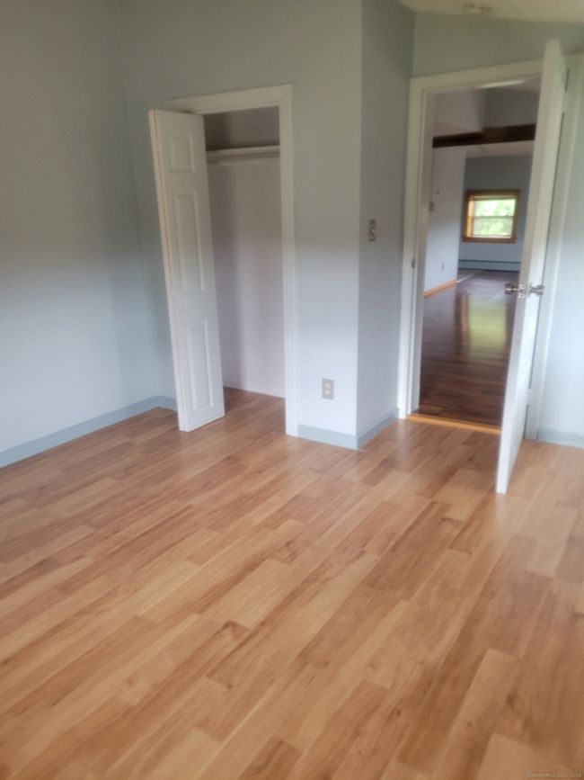 APT-3 - 70 Skinner St, Home with 3 bedrooms, 2 bathrooms and 8 parking in East Hampton CT | Image 8