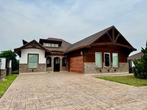 621 Tierra Prometida, Weslaco, TX, 78596-5137 | Card Image