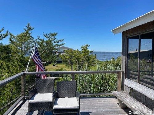 7 Sandpiper Walk, Davis Park, NY, 11772 | Card Image