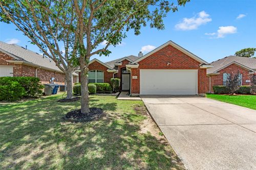 3004 Sweetleaf Dr, Little Elm, TX, 75068-6612 | Card Image