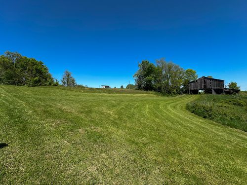1376 Neave Milford Rd, Falmouth, KY, 41040-8427 | Card Image