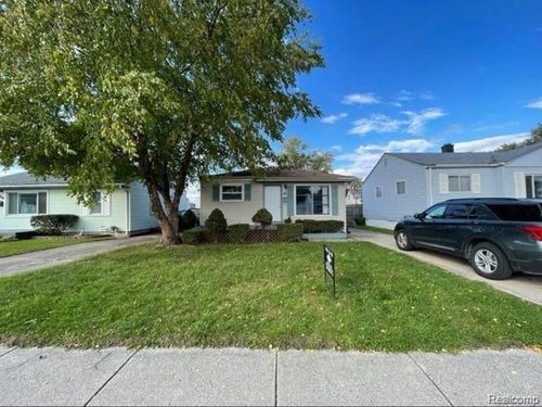 47 E Barrett Ave, Madison Heights, MI, 48071-4001 | Card Image