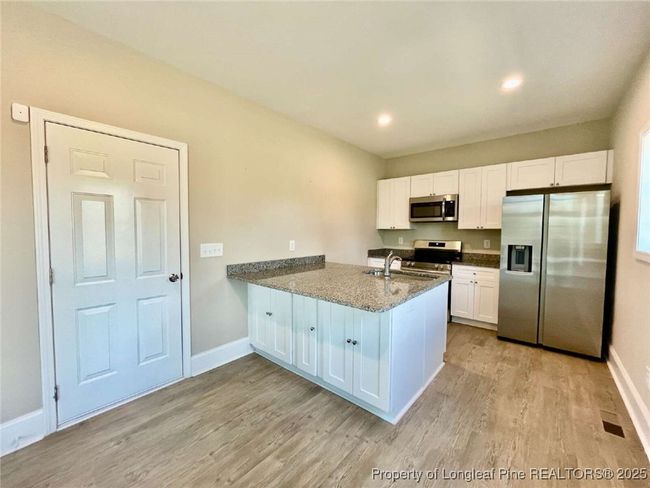 733 Gridiron Way, House other with 3 bedrooms, 3 bathrooms and null parking in Cameron NC | Image 7
