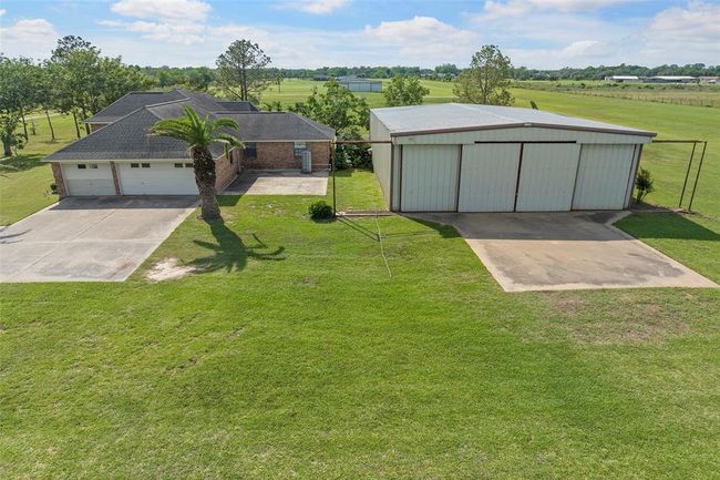 200 Eagle Road, House other with 3 bedrooms, 2 bathrooms and null parking in Brazoria TX | Image 29