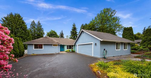 8120 Kitamat Way, Blaine, WA, 98230-9555 | Card Image