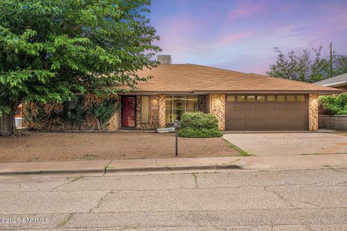 1507 Crescent Dr, Alamogordo, NM, 88310-3930 | Card Image