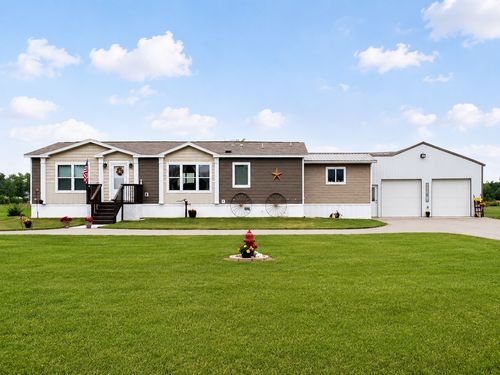 46112 County Highway 14, Perham, MN, 56573-8838 | Card Image