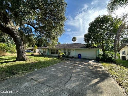 2414 Lime Tree Dr, Edgewater, FL, 32141-5018 | Card Image
