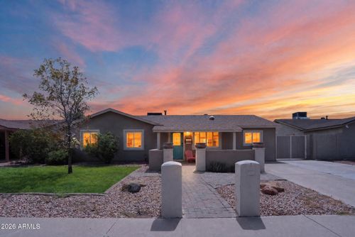 3629 E Winchcomb Dr, Phoenix, AZ, 85032-5236 | Card Image