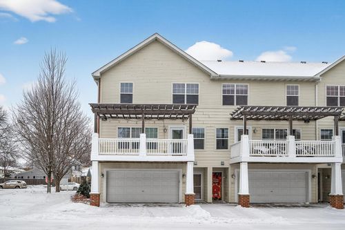 8-1667 Arona St, Falcon Heights, MN, 55108-2351 | Card Image