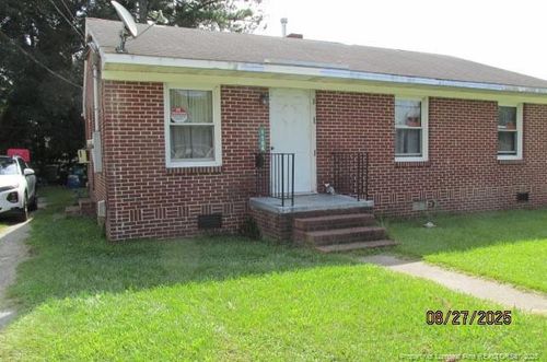1104 Godwin Ave, Lumberton, NC, 28358-4132 | Card Image