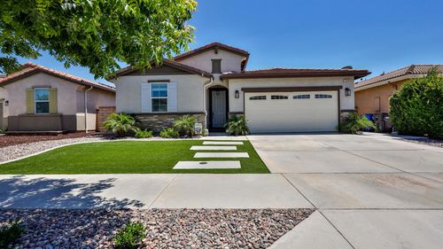 24649 Blue Feather Cir, Menifee, CA, 92584-1314 | Card Image