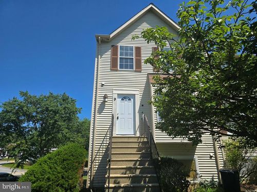 40-5-9 Barberry Ct, UPPER MARLBORO, MD, 20774-1600 | Card Image