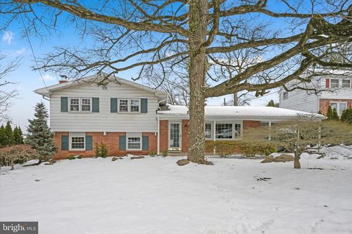 114 S 25th St, POTTSVILLE, PA, 17901-3119 | Card Image