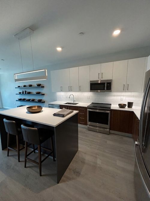 205-148 Old Post Rd, Sharon, MA, 02067-2843 | Card Image
