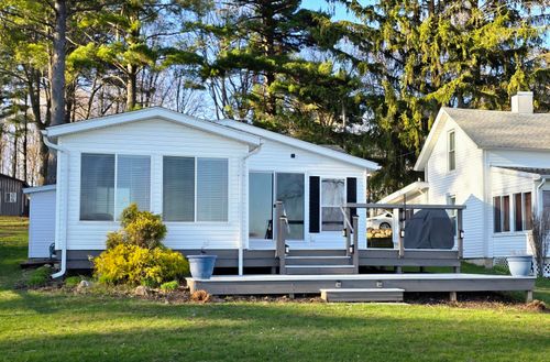 3726 Peterson Drive, Gobles, MI, 49055 | Card Image