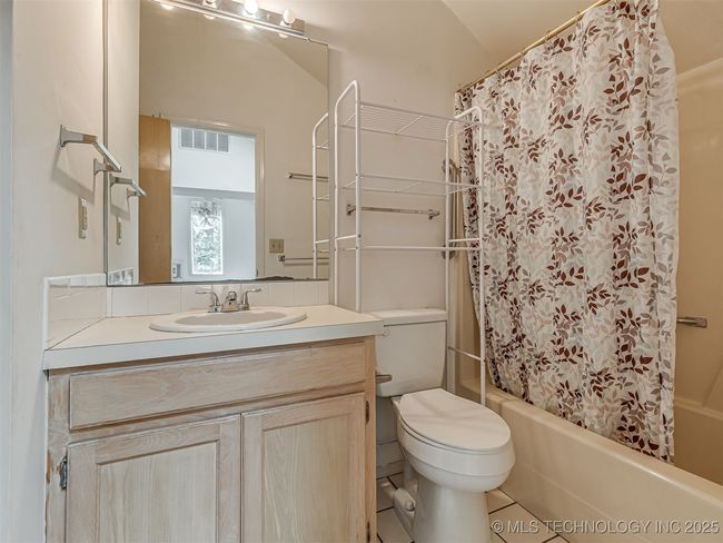 912 Summit Ridge Ct, House other with 2 bedrooms, 2 bathrooms and null parking in Tahlequah OK | Image 32