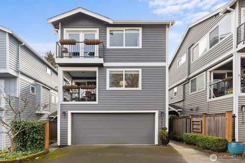 3414 33rd Ave Sw, Seattle, WA, 98126-2330 | Card Image
