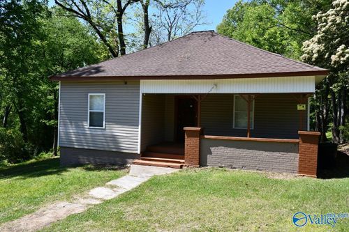 1216 Barkley St, Gadsden, AL, 35904-1124 | Card Image