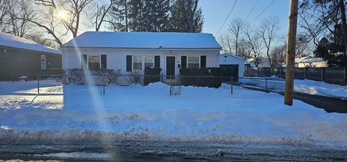 94 Wilton St, Springfield, MA, 01109-1842 | Card Image