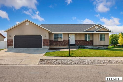 493 N 4th W, Rigby, ID, 83442-5093 | Card Image