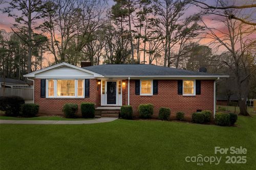 2030 Leslie Dr, Gastonia, NC, 28054-5940 | Card Image