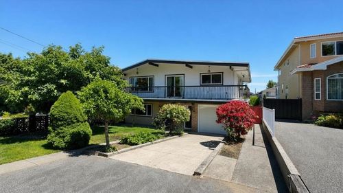 6072 Selma Ave, Burnaby, BC, V5H3R2 | Card Image